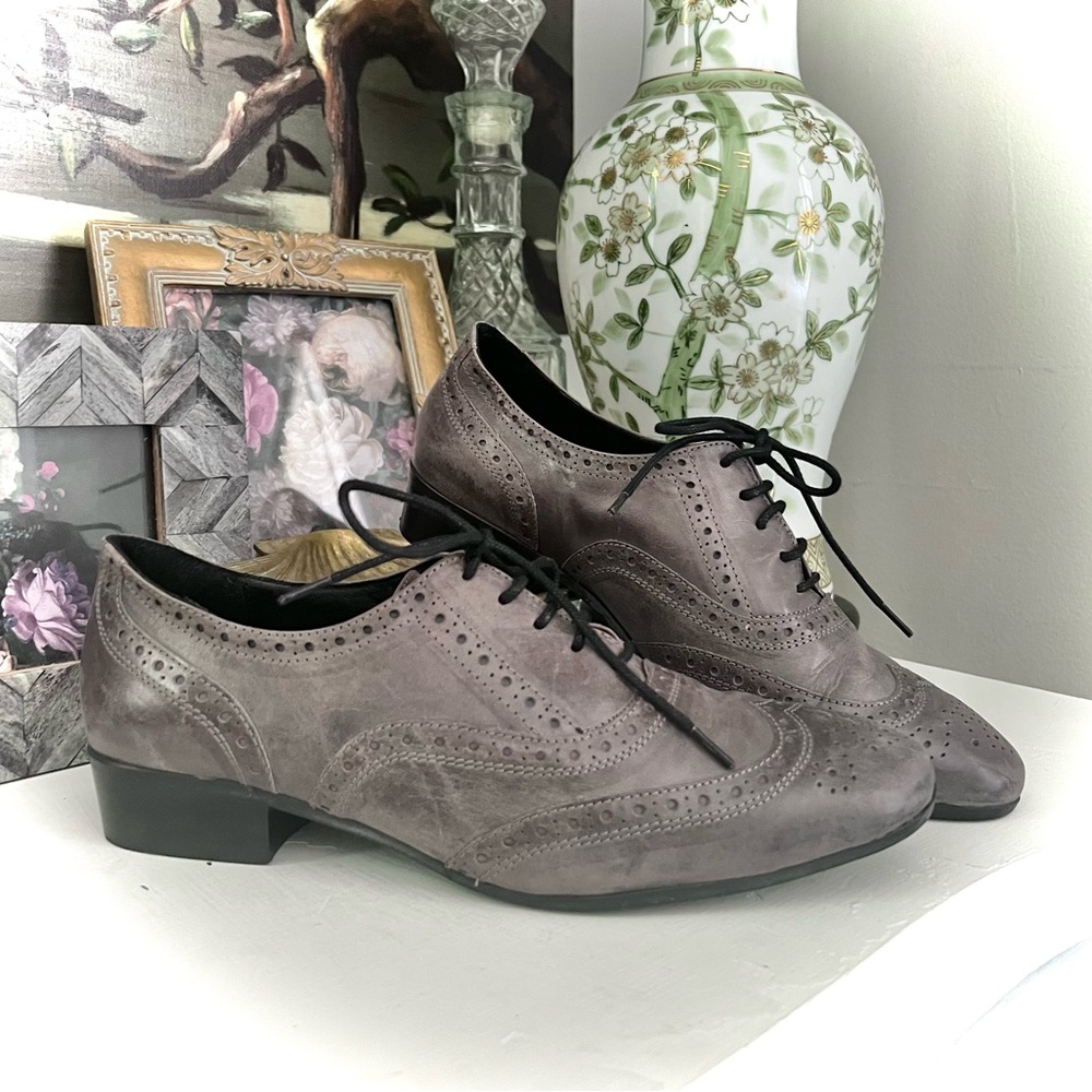 Minelli Gray Oxford Lace Ups with Brogue Detailing